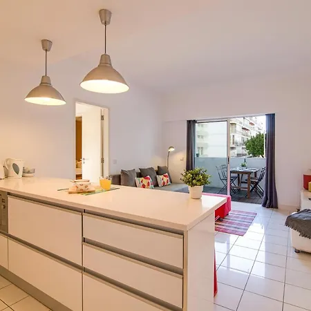 Modern By The Sea * Quarteira